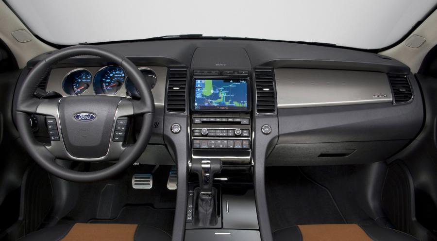 Ford Taurus SHO 2010 года  (фото 153 из 248)